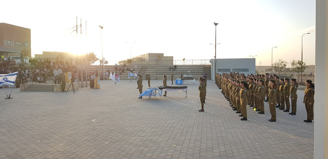 Comentarii opinii despre השניצליה