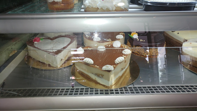 עוגה צ'אגה קונדיטוריה באילת • עוגות איכות • בית קפה