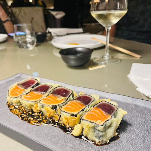 Pop and pope - תל אביב-יפו