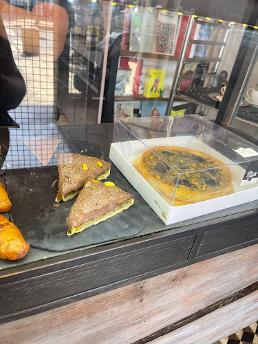 מילק בייקרי - הסעדה