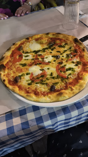 Opinii despre Pizza castelli în נתניה - הסעדה