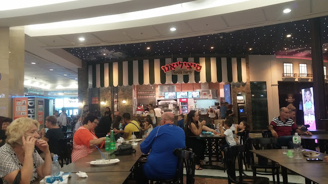 Opinii despre מקדונלד'ס - קריון - מתחם בתי הקולנוע în קריית ביאליק - הסעדה