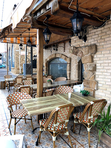 מסעדת דארנא עכו - הסעדה