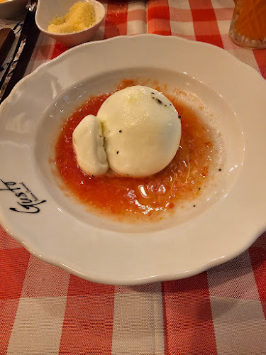 גוסטו - הסעדה