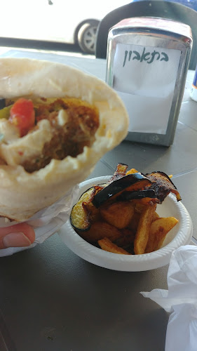 Opinii despre פלאפל דל קלוריות în ירושלים - הסעדה