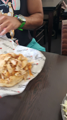 Opinii despre טורק לחמג'ון în תל אביב-יפו - הסעדה