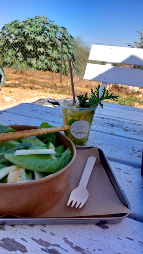 שלוש בקפה ShaloshBaCafe - הסעדה