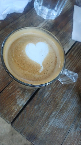 החלוצים ראש פינה בית קפה עגלת קפה