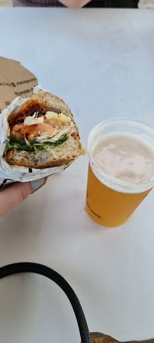 רחל בשדרה - שרונה מרקט - תל אביב-יפו