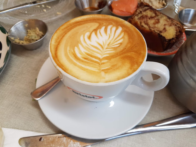 התחתית - תל אביב-יפו