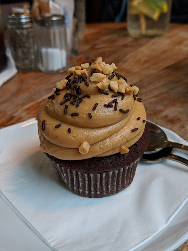 Comentarii opinii despre NOLA American Bakery