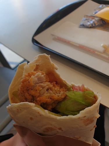 Comentarii opinii despre מקדונלד'ס - צים אורבן ערד