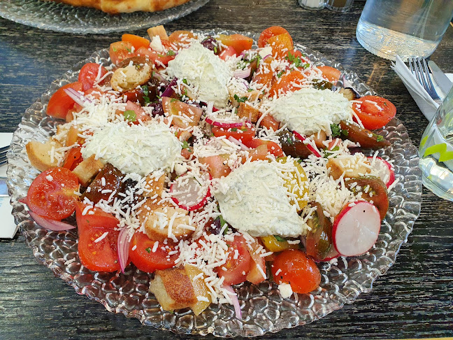 פרש דה מרקט כפר סבא - הסעדה