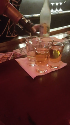 Eli's Pub-אליס פאב