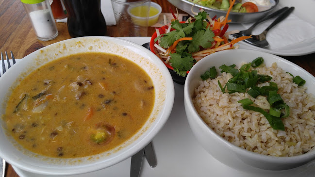 מרקט טבעוני דיזינגוף - הסעדה