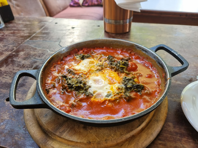 קפה משולש - הסעדה