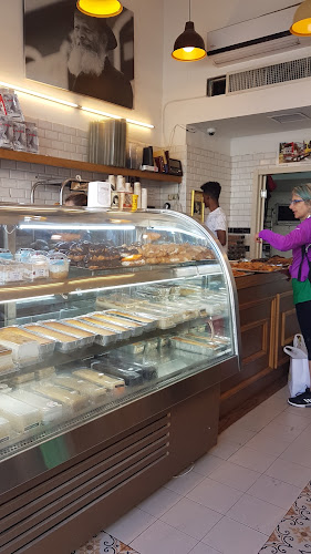 Opinii despre קונדיטוריה וייס בע"מ în תל אביב-יפו - הסעדה