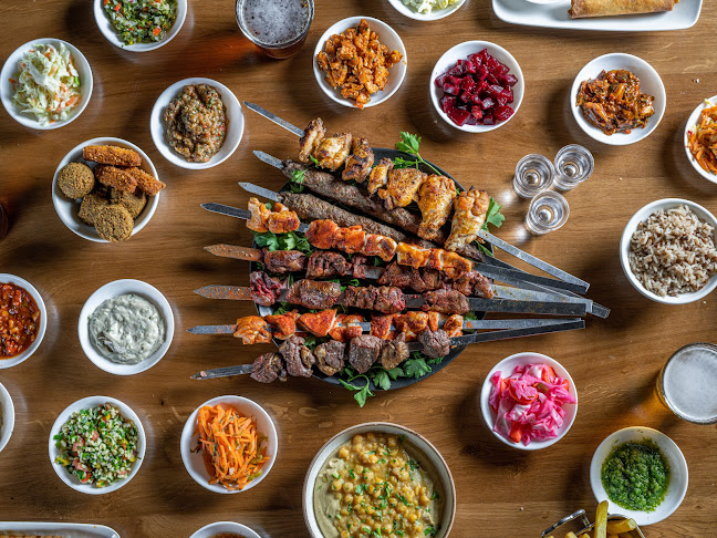 עלׇאֶש - בית של בשר - הסעדה