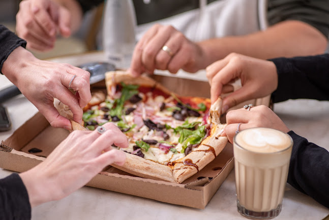 Sunny bakery & goods | סאני מאפייה ובית קפה - הרצליה