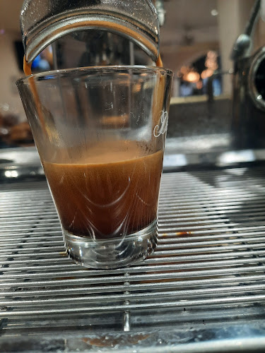 קפה הנדיב כשר - הסעדה