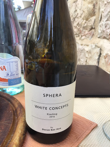 Opinii despre דולפין ים - Sea dolphin în ירושלים - הסעדה