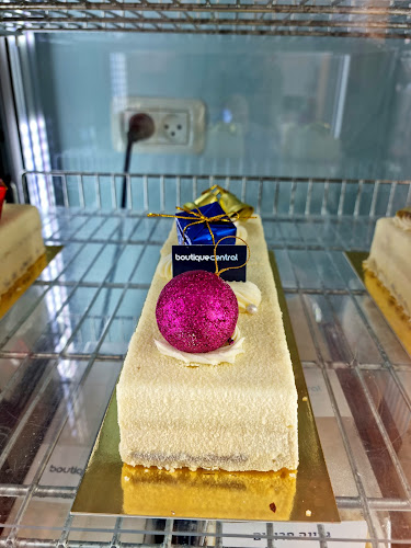 בוטיק סנטרל , דרך חברון