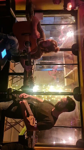 Opinii despre נורמן בר în תל אביב-יפו - הסעדה