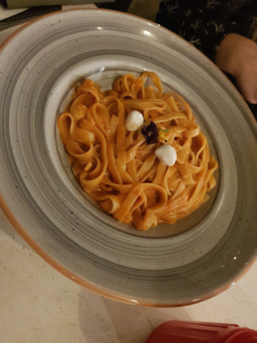 המדע 3, רחובות