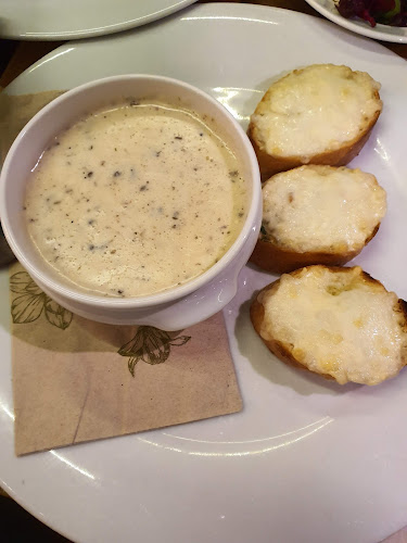 Comentarii opinii despre הצרפתיה הקטנה