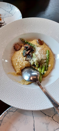 רפאלו ביג קריות - הסעדה