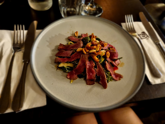 נחלת בנימין 30, תל אביב-יפו