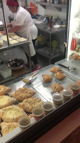 מסעדת ללה - בית מאפה ומעדניה גיאורגי אותנטי - הסעדה