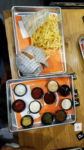 Burgers Bar | בורגרס בר - הסעדה