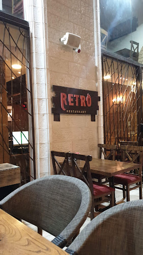 Retro Restaurant - הסעדה