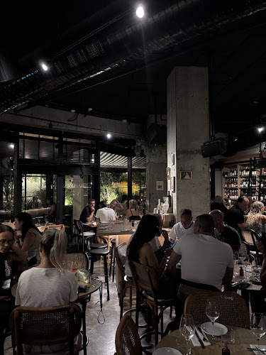 Chez Lilo לילו בר יין