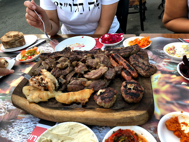 רונן בשרים - הסעדה