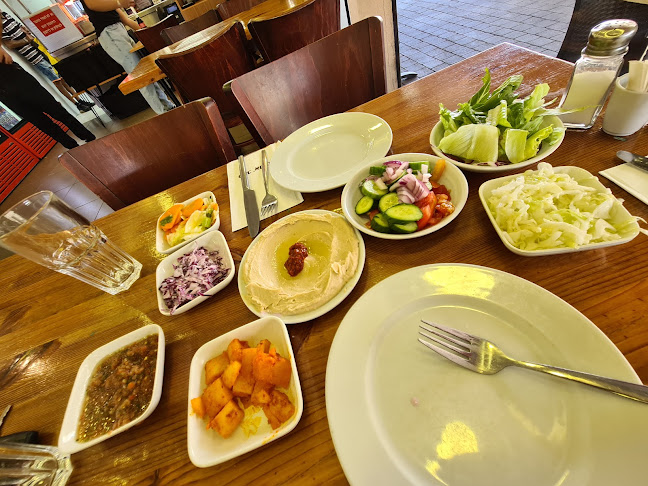 קבב אמונה - הסעדה