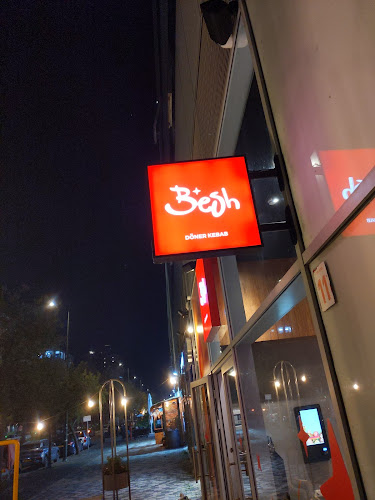 בשש דונר קבב - הסעדה