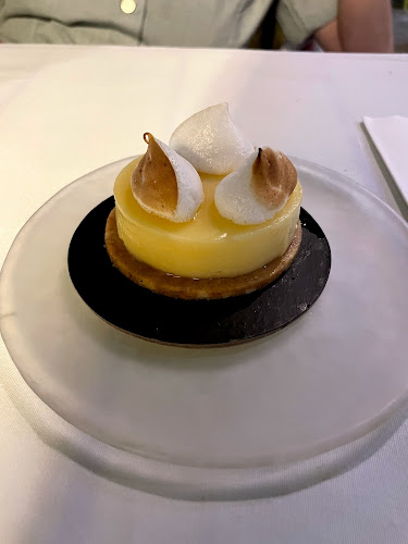 רביבה וסיליה - הסעדה