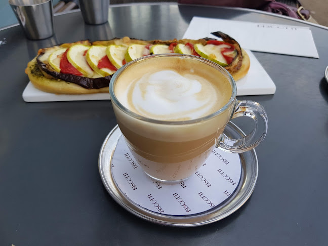 העצמאות 104, פתח תקווה