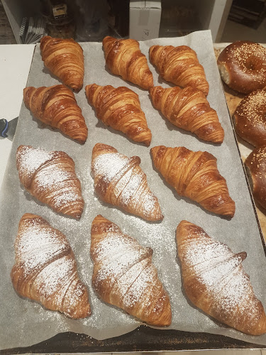 Opinii despre לחם în בת ים - הסעדה