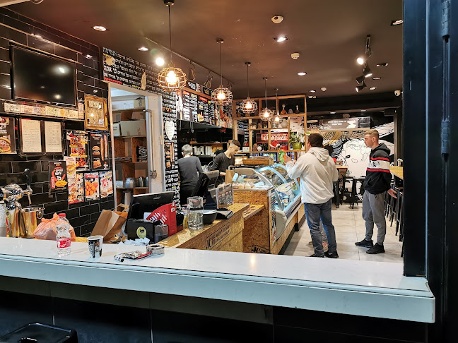 ג'וני קריספי Johnny Crispy Eilat