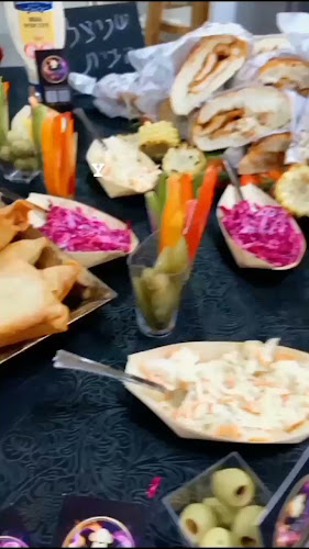 Opinii despre יוסי שף שולחן שוק - שולחנות שוק în קריית ביאליק - הסעדה