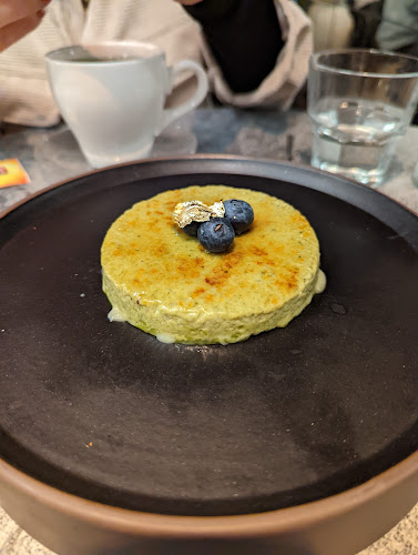 Kitto Katto - הסעדה