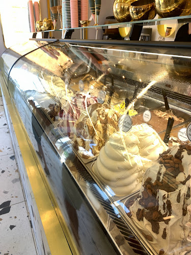 גולדה נמל תל אביב