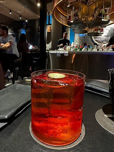 7to1 Lab - הסעדה