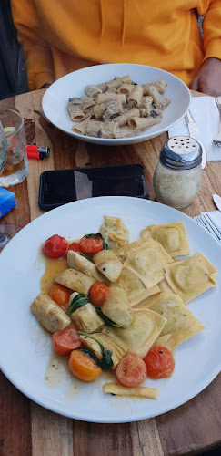 עולי ציון 16, תל אביב-יפו