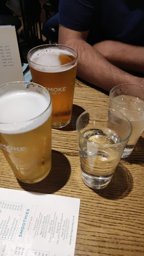 לילי רוז - הסעדה