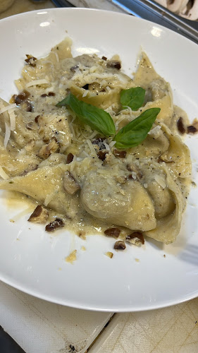 Comentarii opinii despre ארקפה הוד השרון הנשיאים