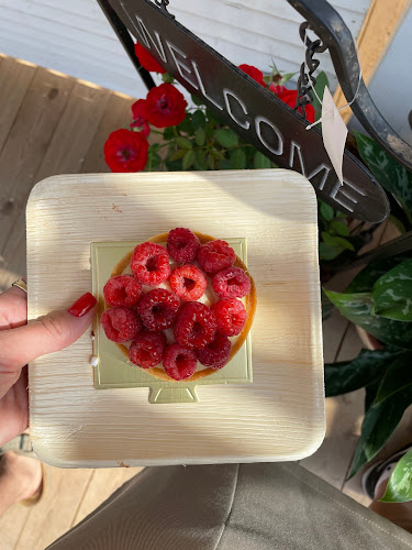 קפה במשתלה - כפר ידידיה